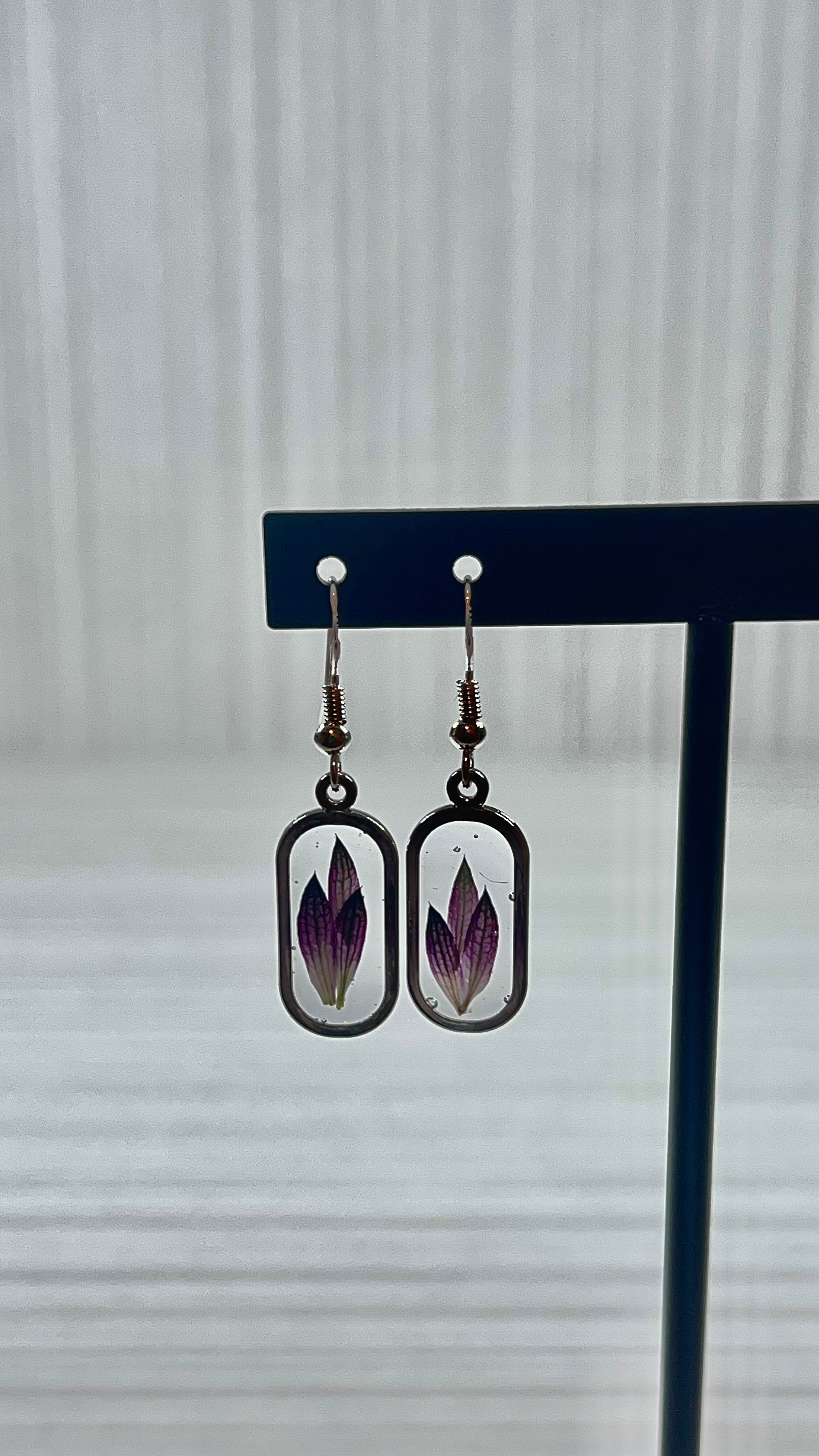 Pendientes de pétalos de Astrantia.